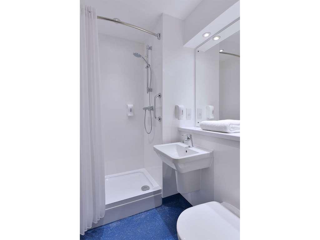 Travelodge Aberdeen Airport Kültér fotó