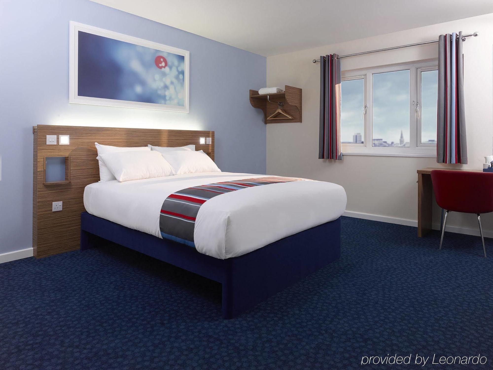 Travelodge Aberdeen Airport Kültér fotó