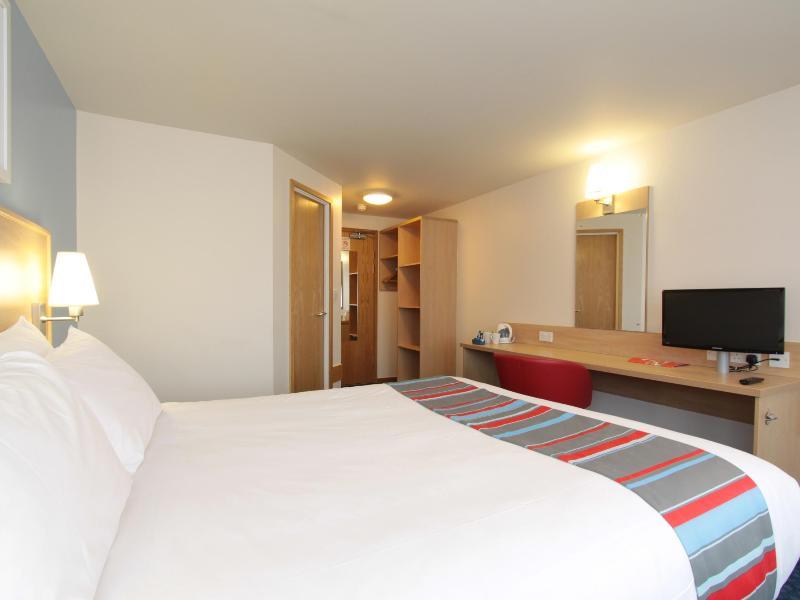 Travelodge Aberdeen Airport Kültér fotó