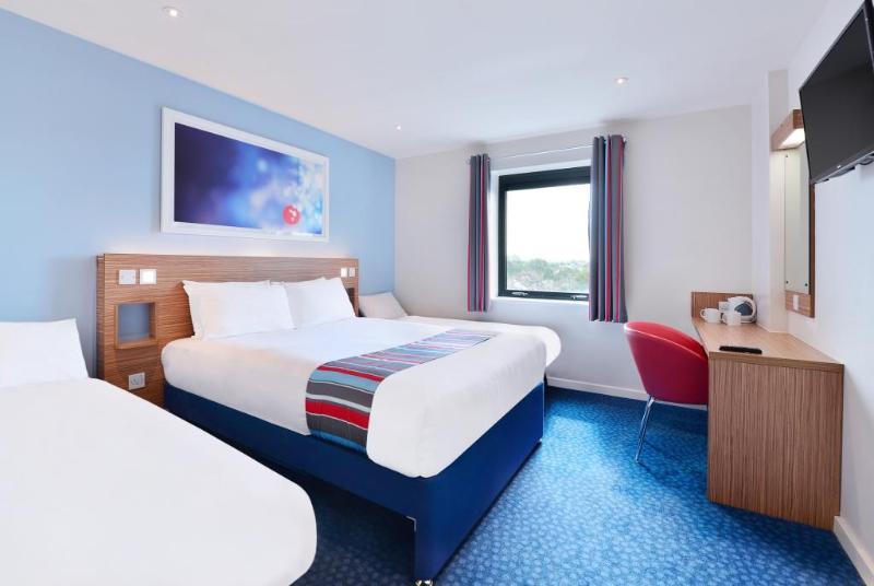 Travelodge Aberdeen Airport Kültér fotó
